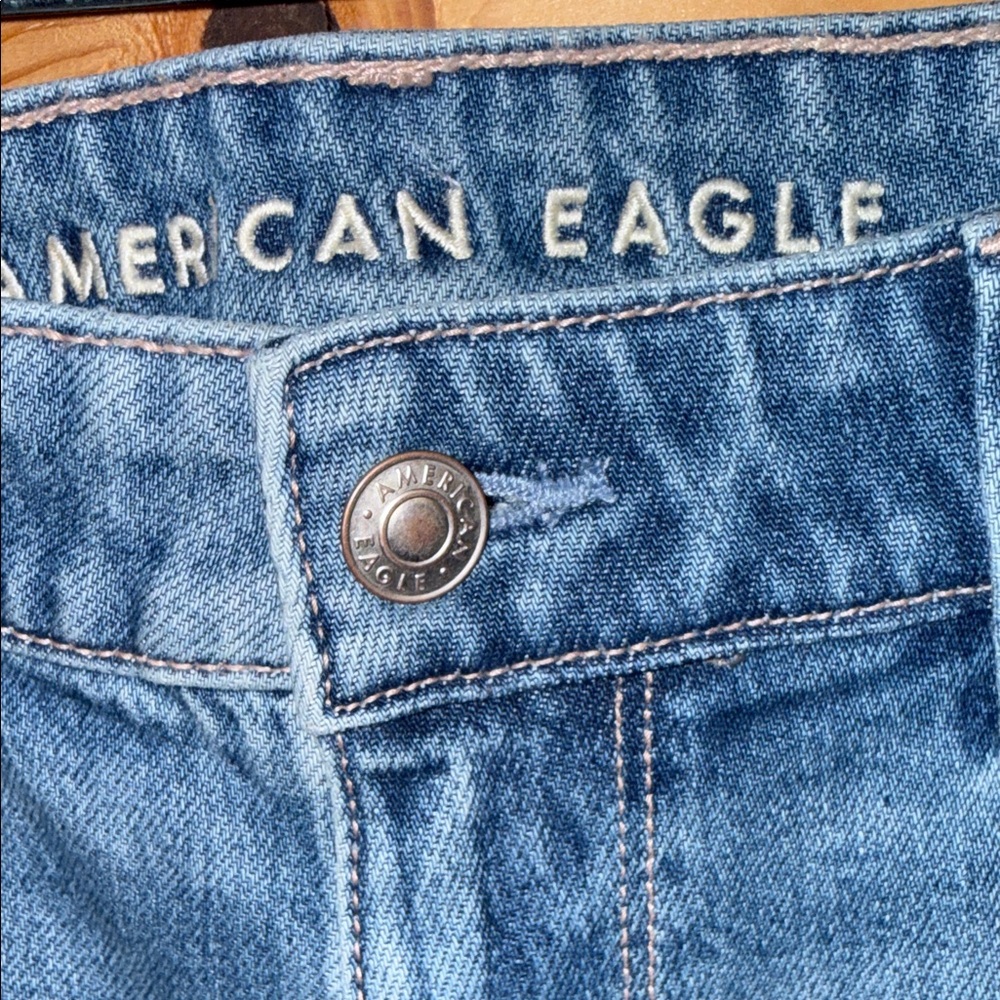 American Eagle Outfitters Women’s High-Rise Blue Flare Jeans Size 4 - Picture 3 of 8